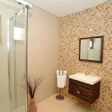 Villa Akivillas Silver Ii *